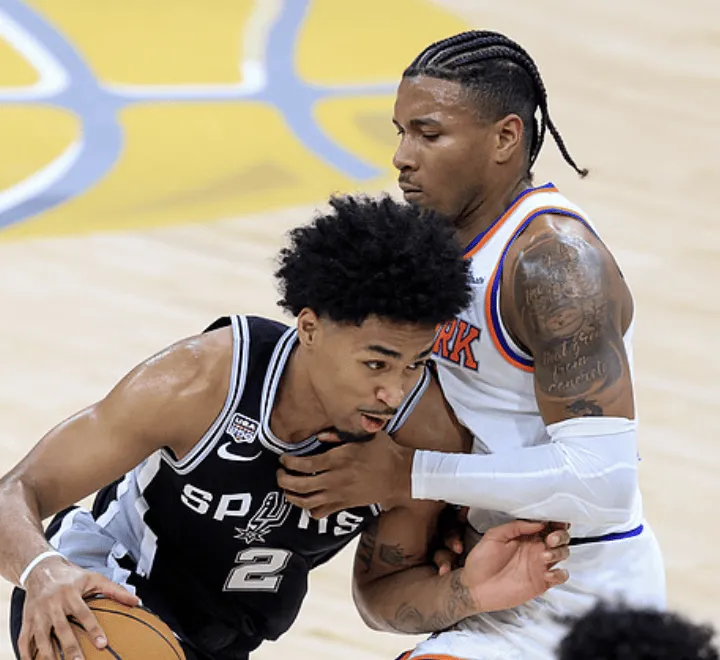 爱游戏体育登录入口-老哈珀吐槽：3名NBA裁判都睡着了，这太糟糕了！！